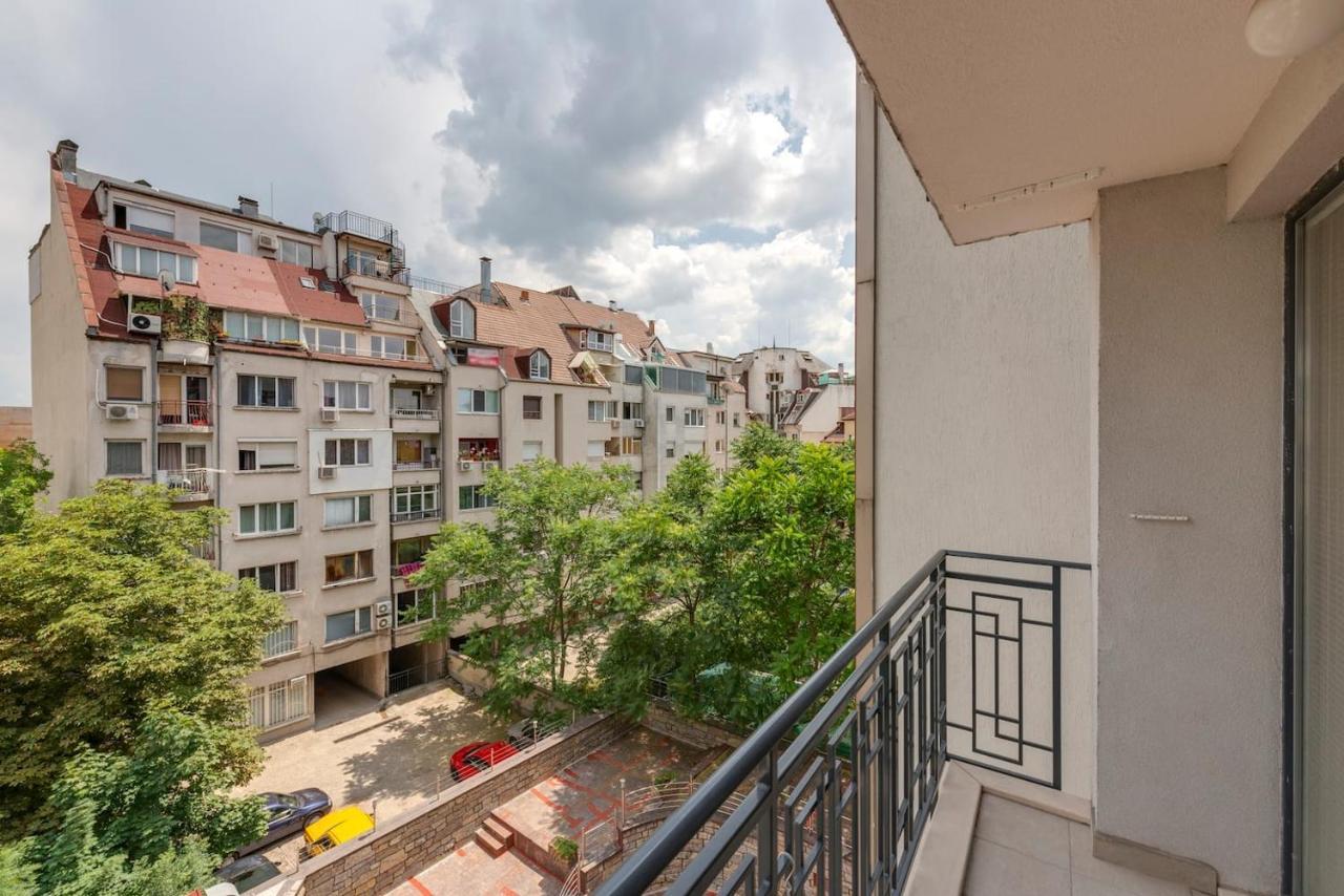 Bright And Newly Refurbished Apartment Near Center صوفيا المظهر الخارجي الصورة