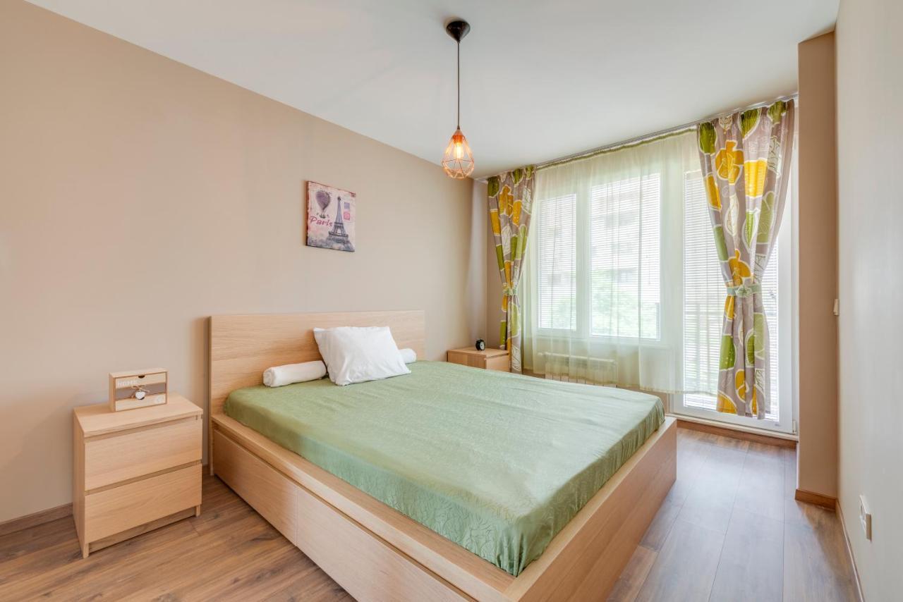Bright And Newly Refurbished Apartment Near Center صوفيا المظهر الخارجي الصورة